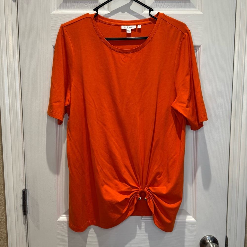 Chico's Women's Large Short Sleeve Tee Orange Metal Ring Colorful Gather